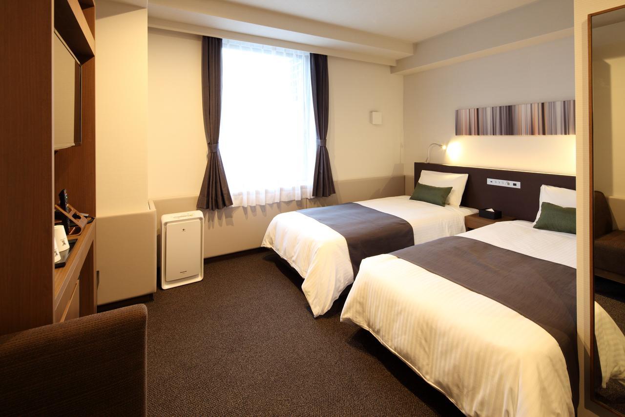 Y'S Hotel Hanshin Amagasaki Ekimae Екстер'єр фото