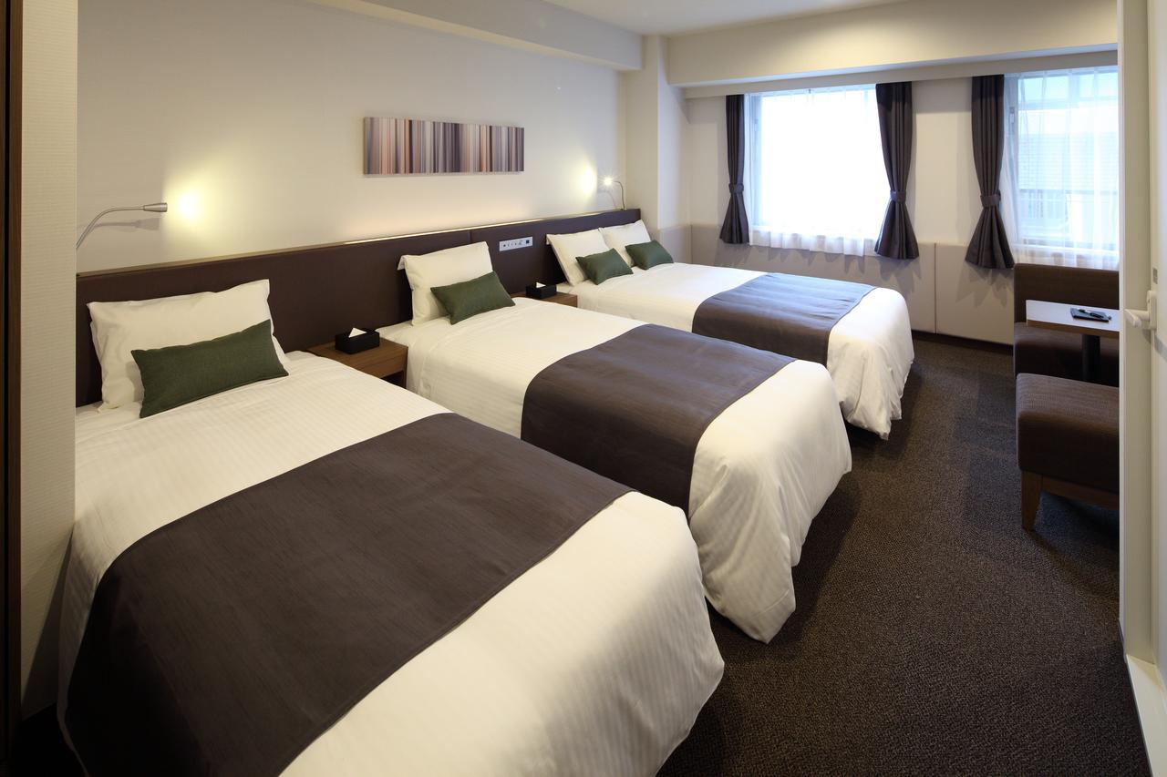Y'S Hotel Hanshin Amagasaki Ekimae Екстер'єр фото